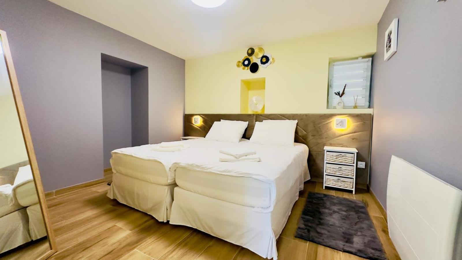 Appartement Cosy A Reminiac ภายนอก รูปภาพ